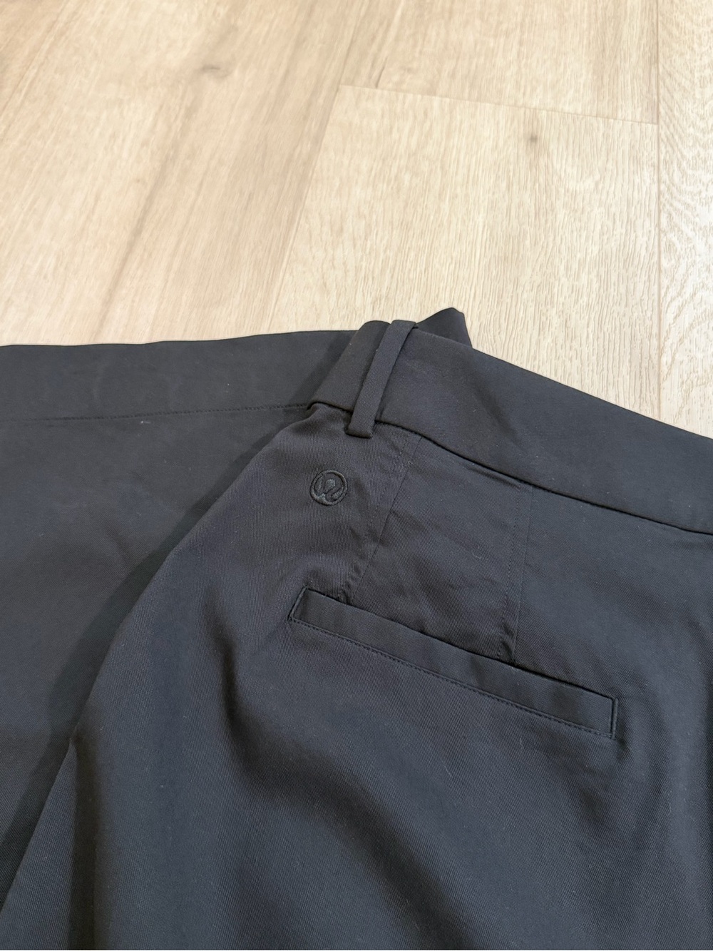 Lululemon Pleat-Front High-Rise Trouser Size 8 - Picture 8 of 9